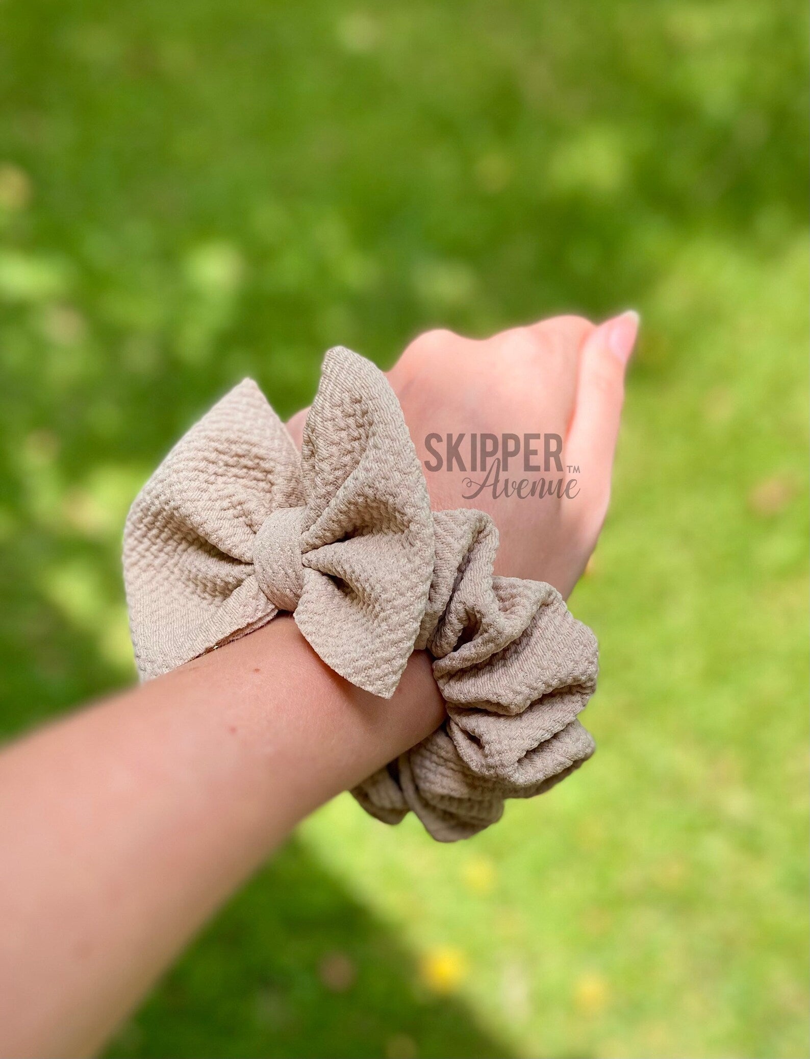 BOW SCRUNCHIES