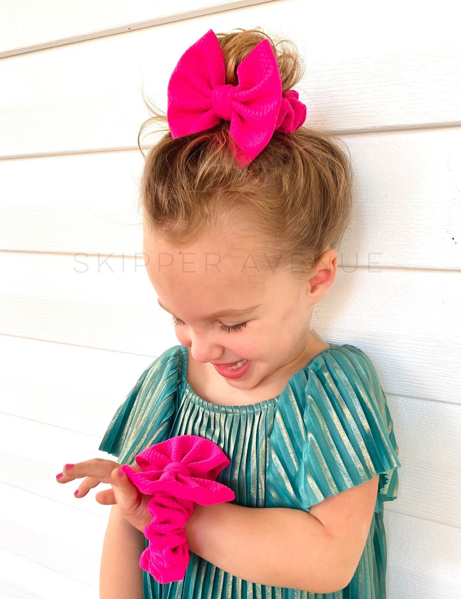 BOW SCRUNCHIES