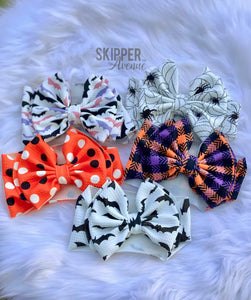 SPOOKY BOWS