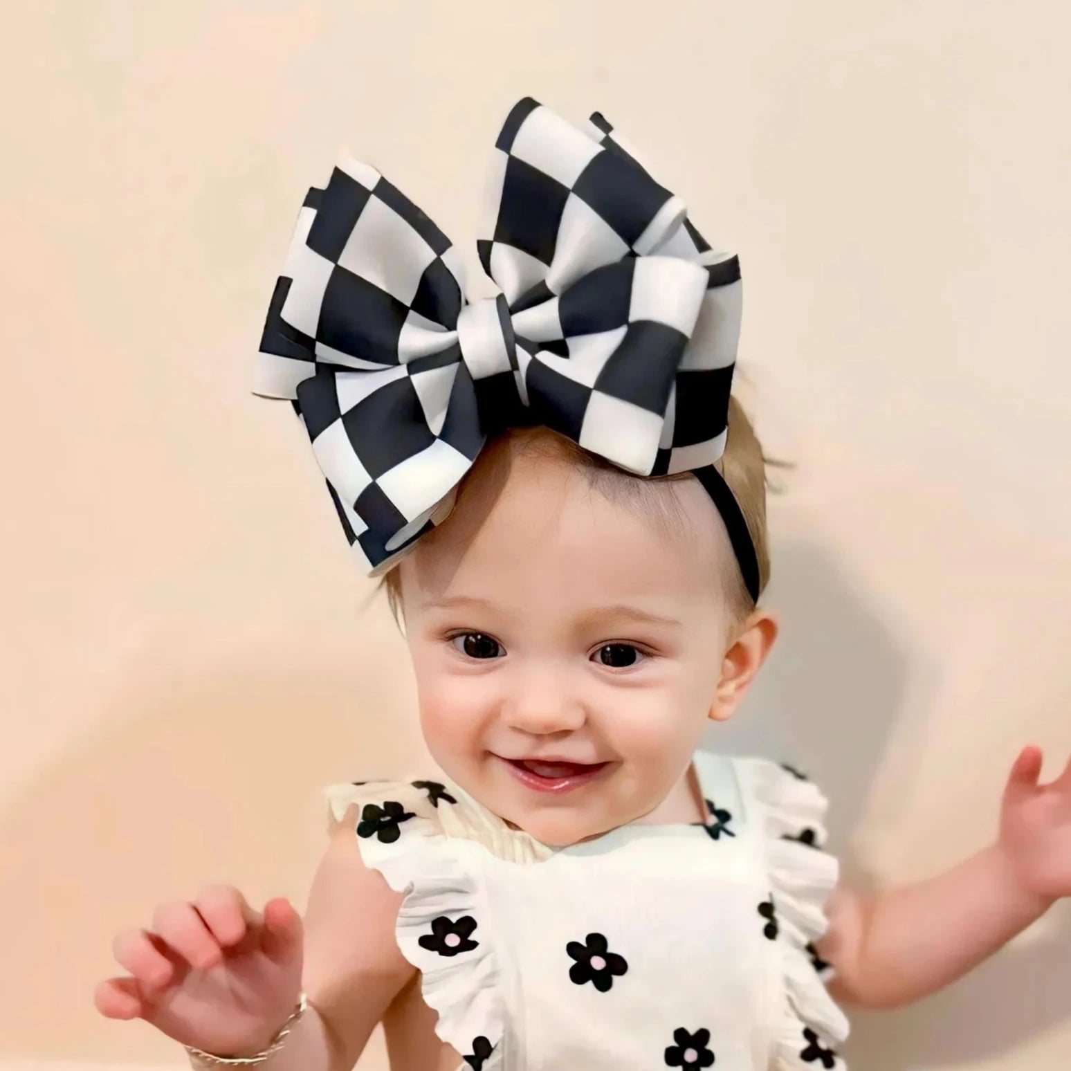 RACING CHECKERS | Boutique Bow